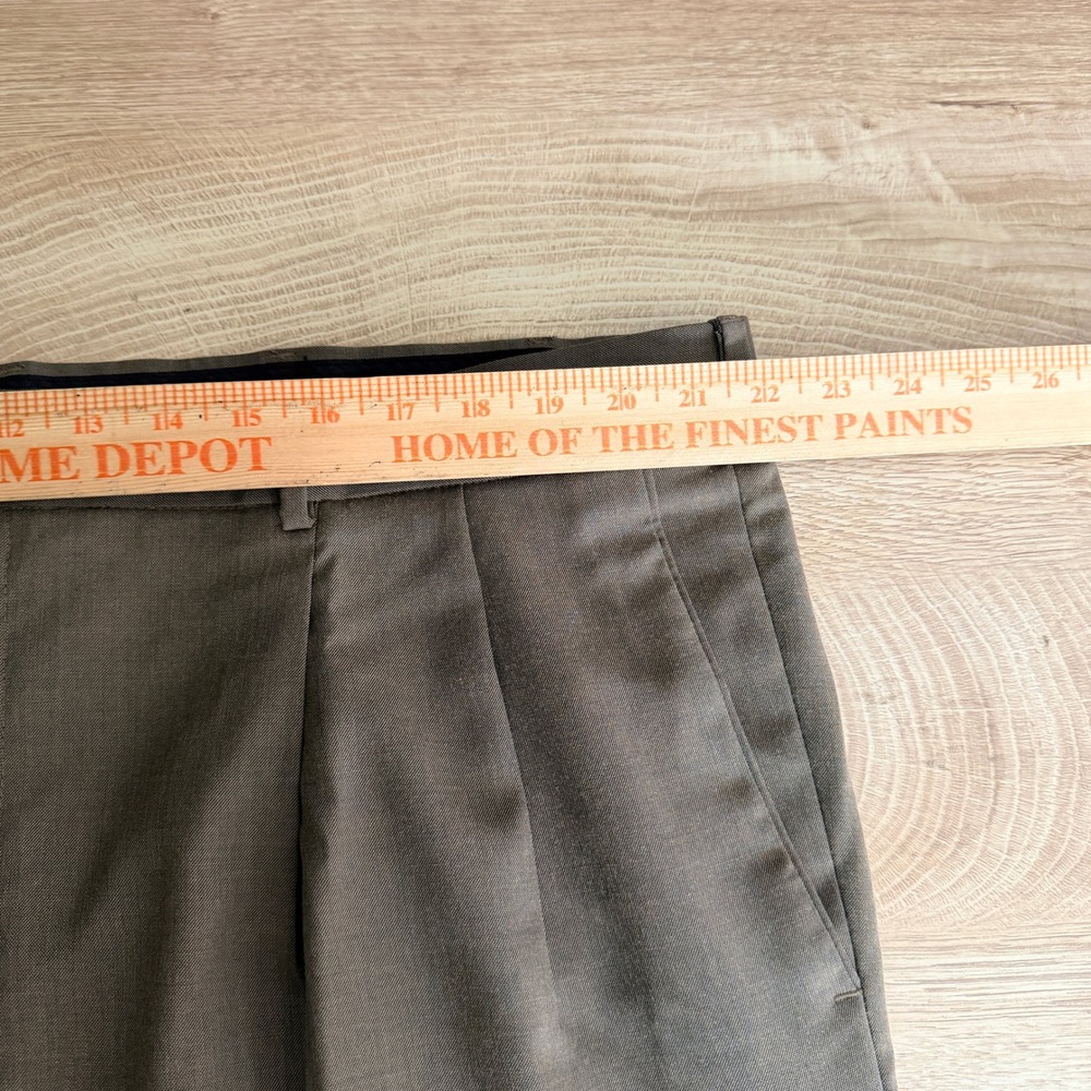 Stafford Dress Pants Mens 44x30 Brown Classic Fit Sharkskin Pleated Cuffed New - Picture 5 of 6